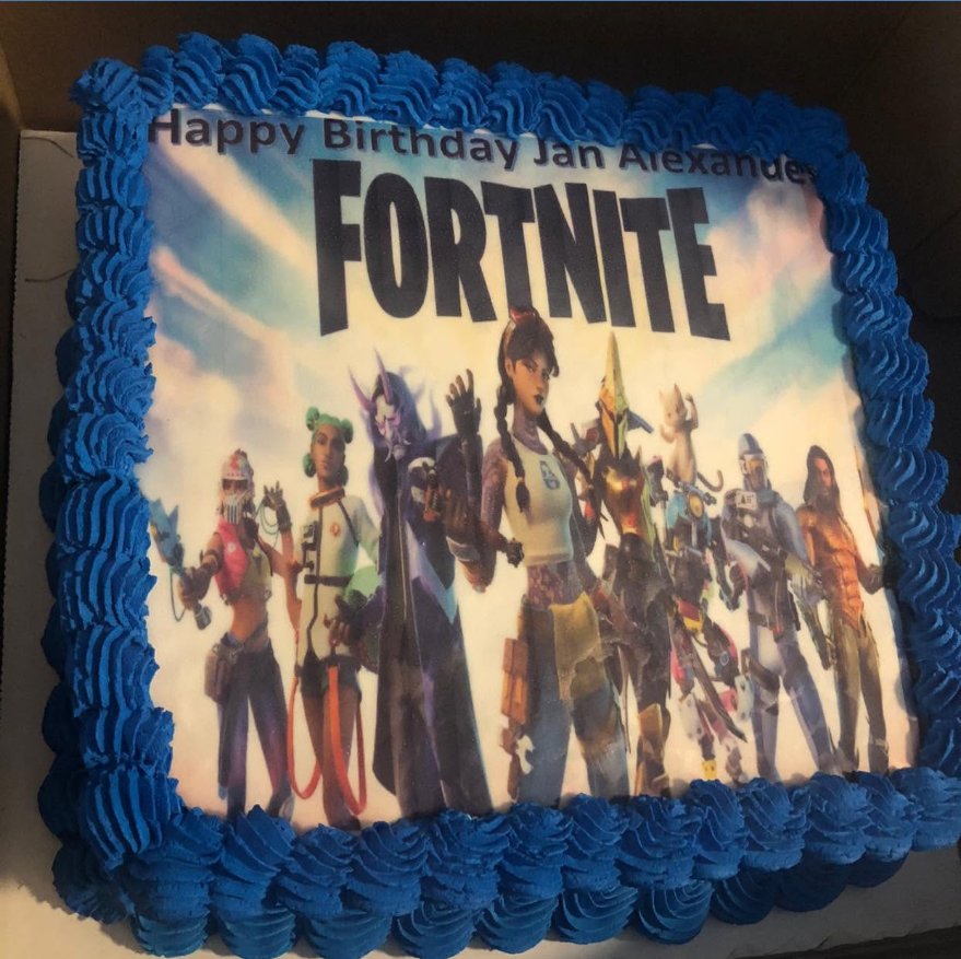 Fortnite Birthday Cake — custom cake by Zugar Coma Zweetz