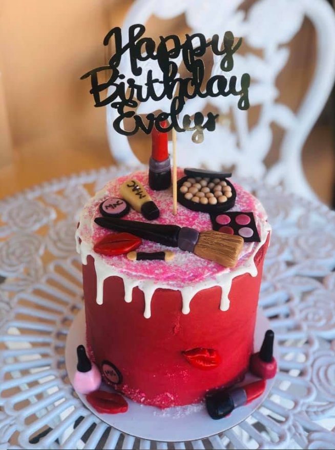 Makeup Cake — custom cake by Zugar Coma Zweetz